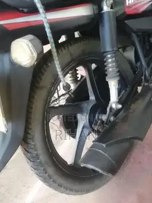 Hero HF Deluxe 2016