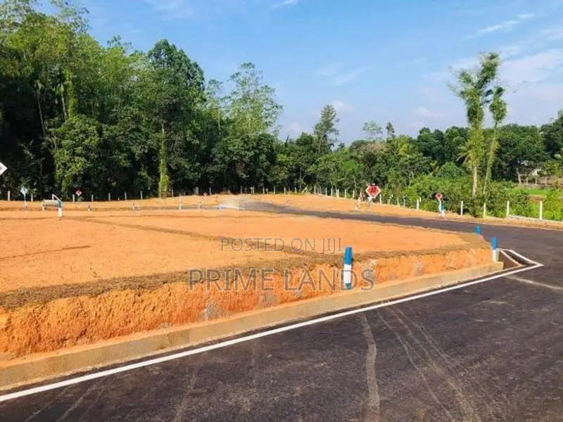 Land for Sale Kahathuduwa Thewaththa Rd