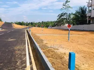 Land for Sale Kahathuduwa Thewaththa Rd