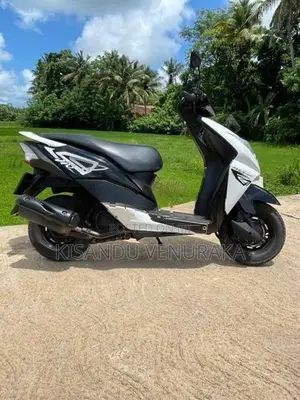 Honda Dio 2017