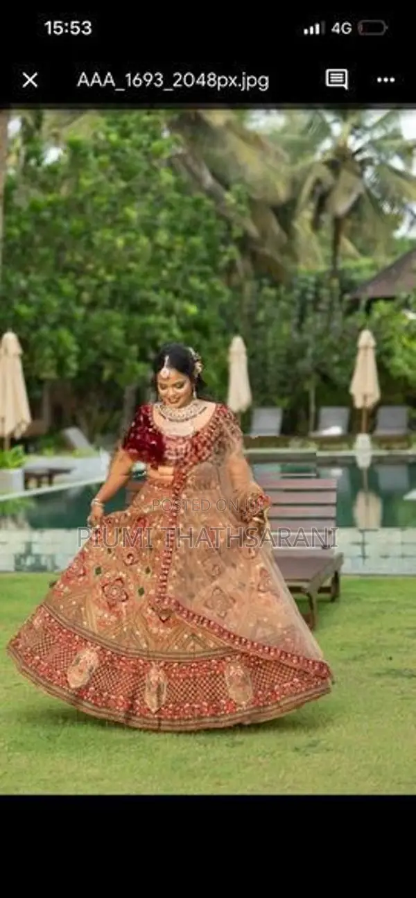 එක් වරක් පමණක් භාවිතා කර Bridal Lehanga