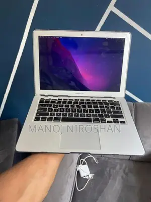 Apple MacBook Air i5 8GB RAM