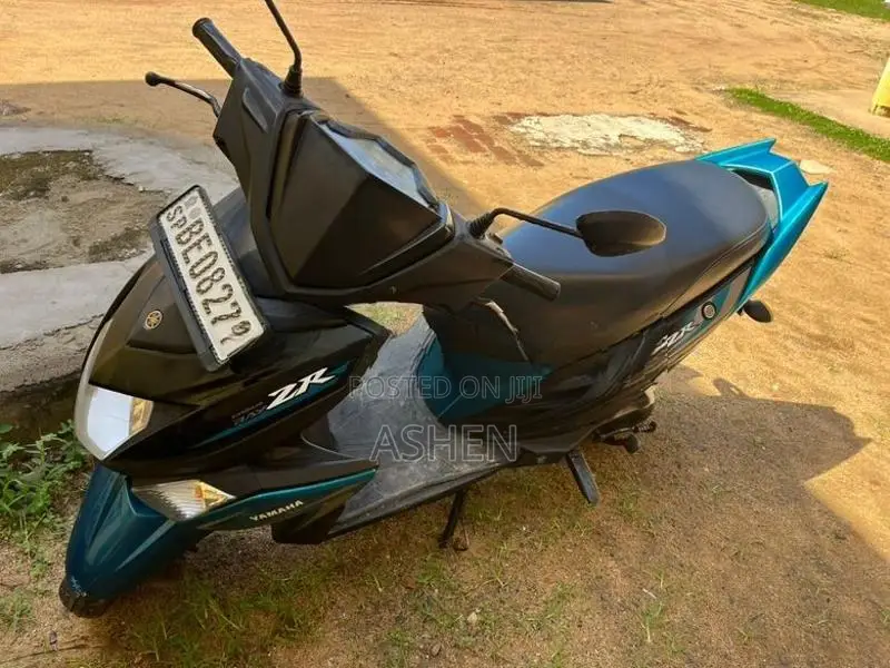 Yamaha RayZR 2016