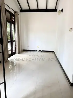 Luxury House for Sale Athurugiriya
