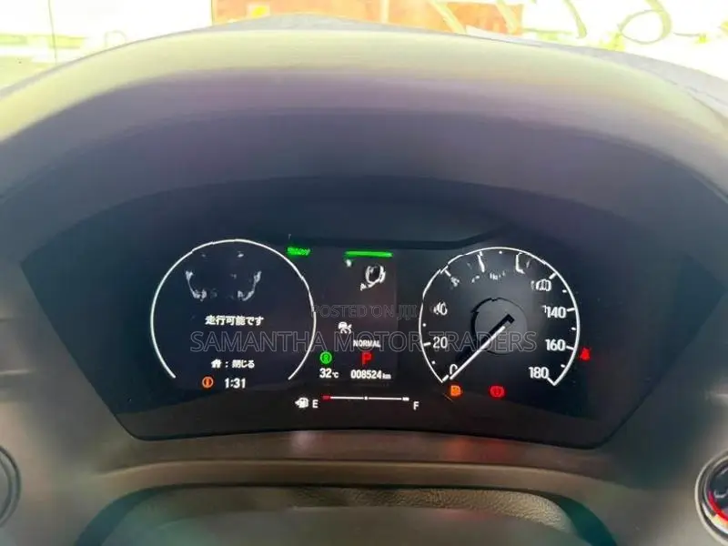 Honda Vezel Z Play Moonroof 2024