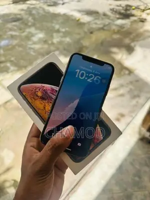 Apple iPhone XS (Used)