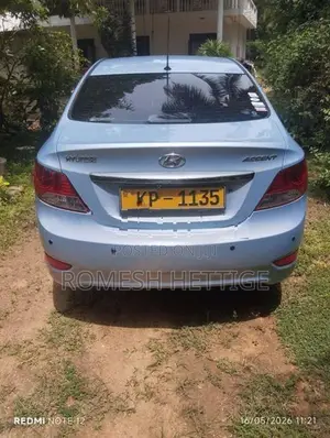 Hyundai Accent 2011