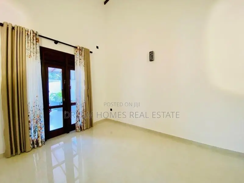 Beautiful New House for Sale – in Malabe
