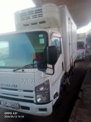 Isuzu NPR35 2014