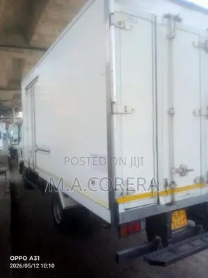Isuzu NPR35 2014