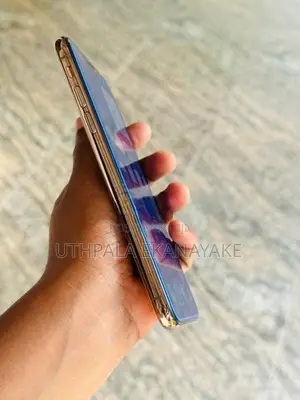 Apple iPhone XS (Used)
