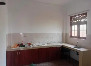 Two Story House for Rent Thalawathugoda