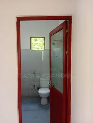 Two Story House for Rent Thalawathugoda