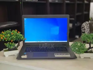 Acer Aspire E5-772-323G Core i3 5005U–5th GEN 4GB RAM 128GB SSD