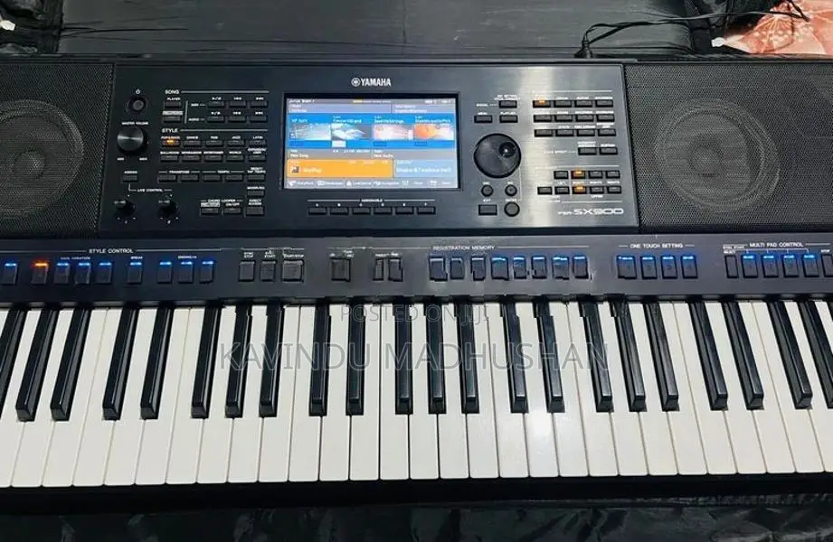 Yamaha SX900