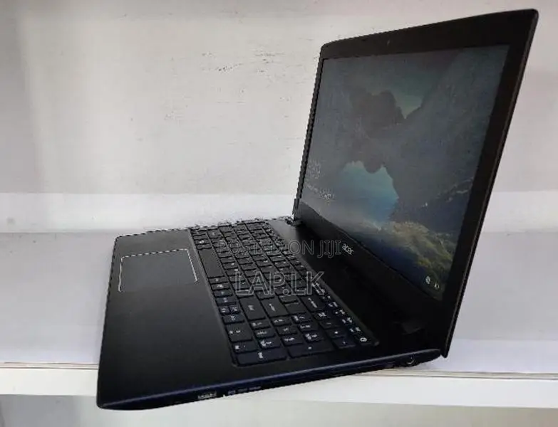 Acer Aspire E5-576 Core i3 7130U–7th GEN 15.6′ Display 4GB RAM 128GB S