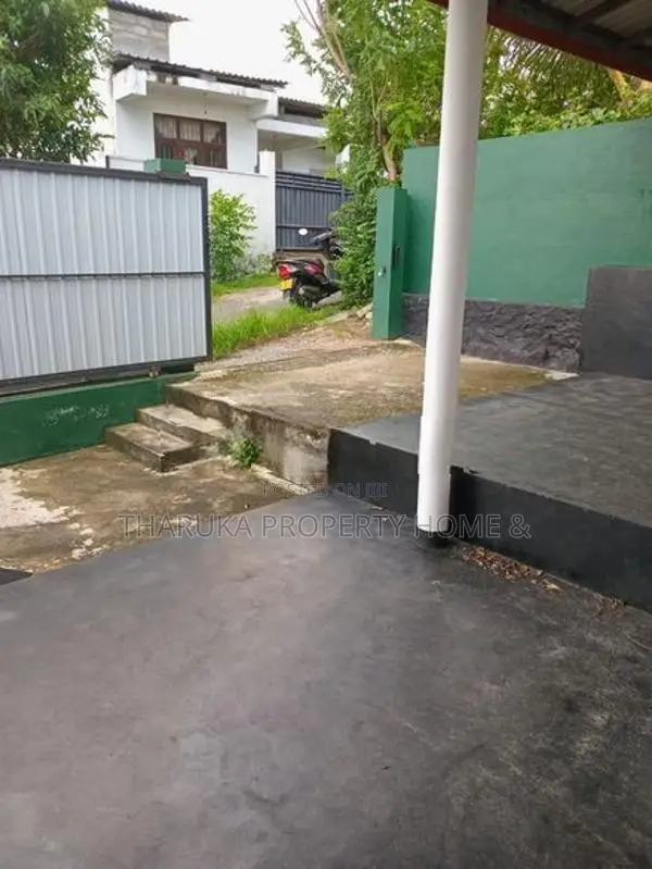Brand New House for Sale in Piliyandala