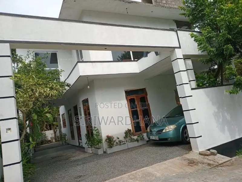 Modern 2 Storey House Sale in Bandaragama