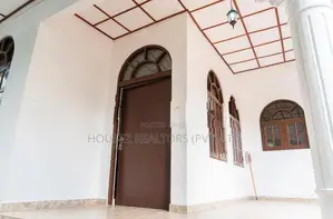 2 Storey Luxury House for Sale in Navinna, Maharagama