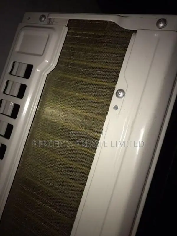TCL 12000BTU Non Inverter Air Condition