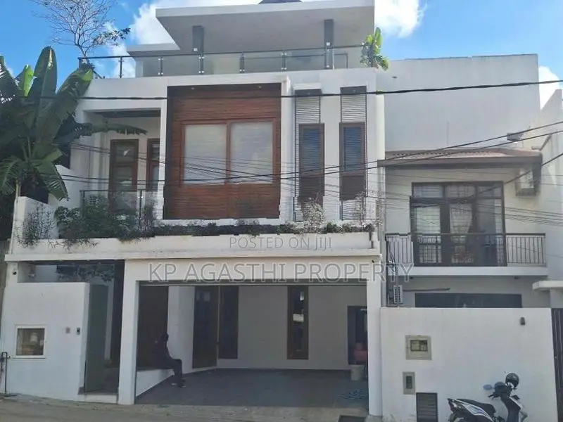 Battaramulla Newly House for Sale