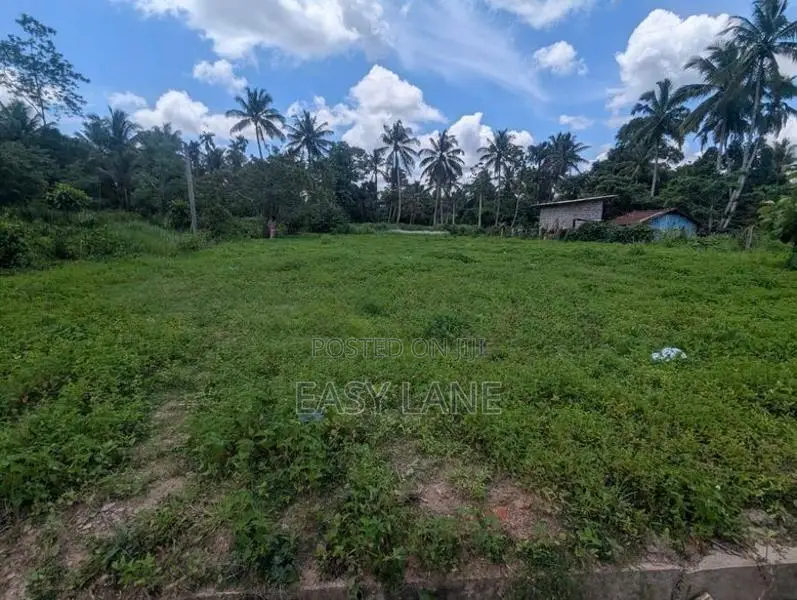 දිවුලපිටිය බිම් කොටස් 4