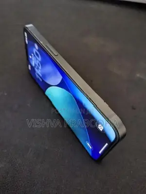 Apple iPhone 13 (Used)