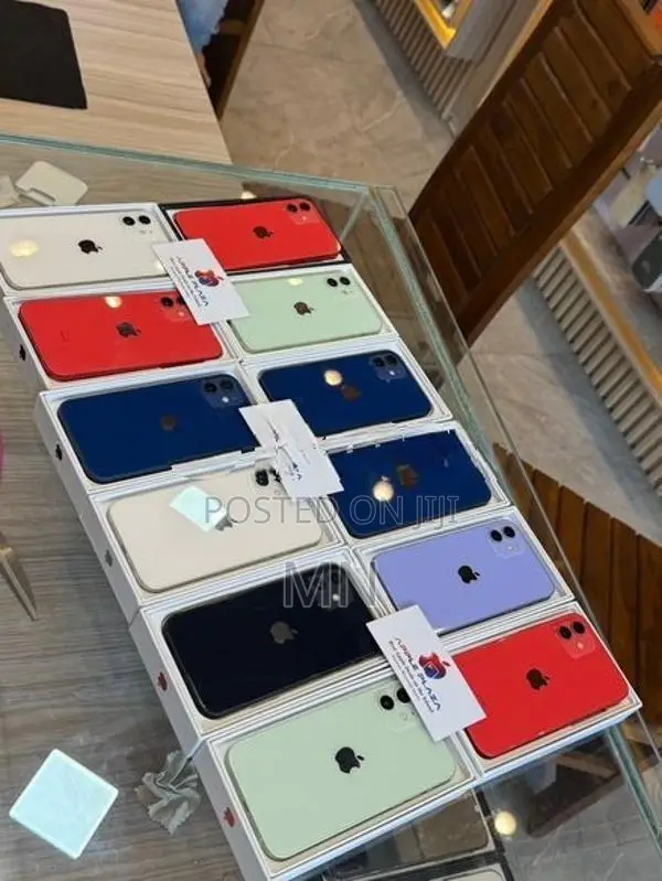 Apple iPhone 12 128GB Fullset Box (Used)