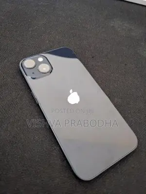 Apple iPhone 13 (Used)