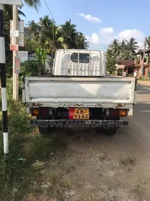 Nissan Atlas 1990