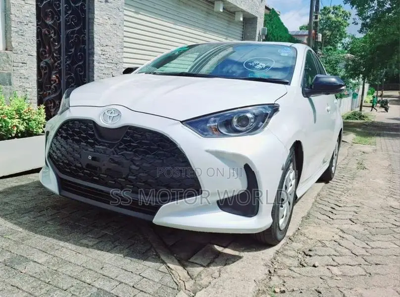 Toyota Yaris X LTD 4 WAY CAM 2026