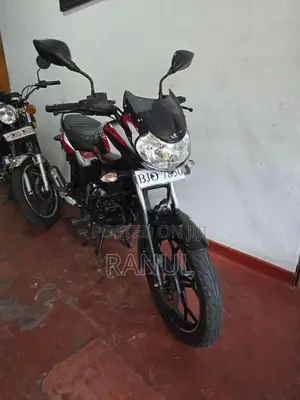 Bajaj Discover 125 2025