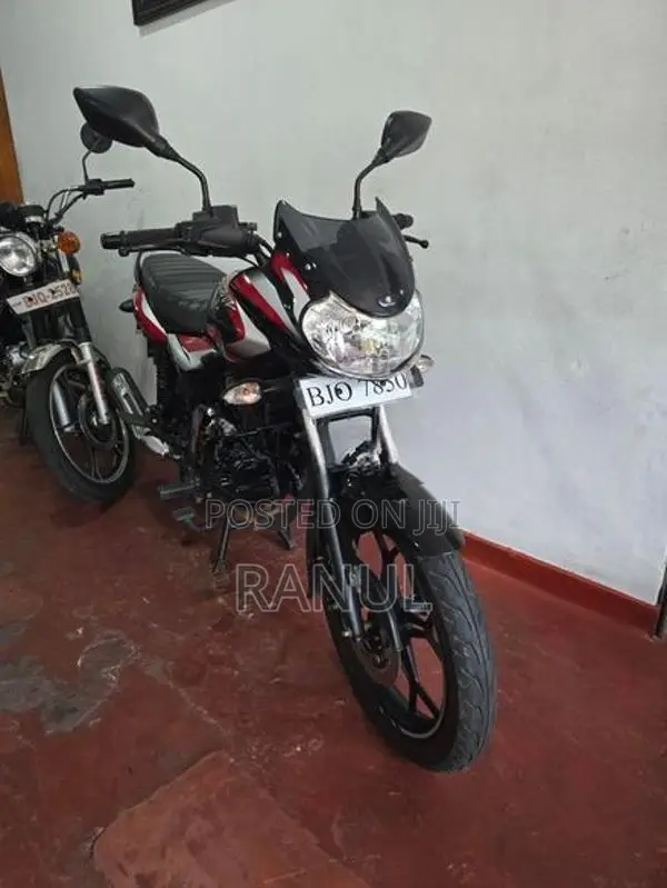 Bajaj Discover 125 2025