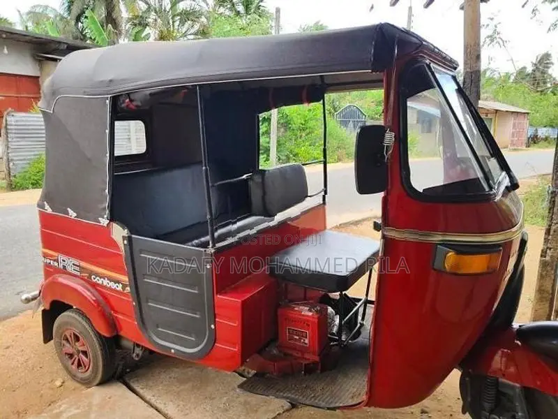Bajaj RE 1995
