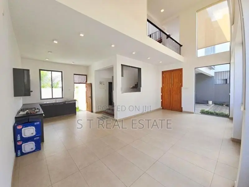 Brand New Luxury 3 Storey House for Sale in Kesbewa