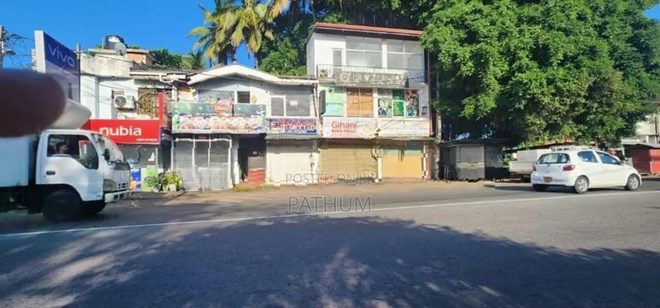 දෙමහල් ගොඩනැගිල්ල විකිණීමට වාද්දුව