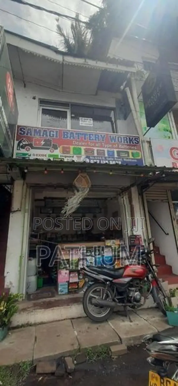 දෙමහල් ගොඩනැගිල්ල විකිණීමට වාද්දුව