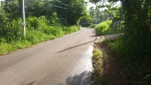 90 Perches Land for Sale in Wennappuwa LL002