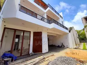 Brand New Luxury 03 Story Modern House Rent Nawala Senanayka Mawatha