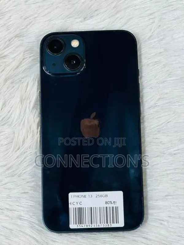 Apple iPhone 13 (Used)