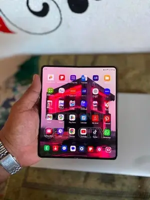 Samsung Z Fold 4 (Used)