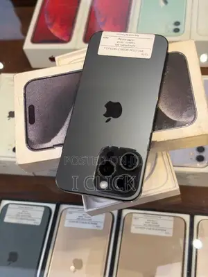 Apple iPhone 15 Pro Max 256GB (Used)