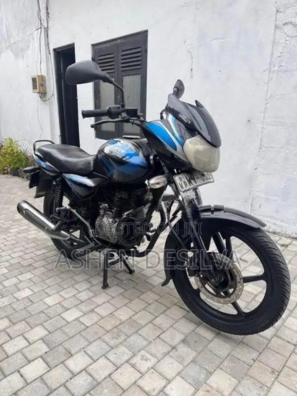 Bajaj Discover 150 2011