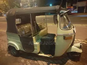 Bajaj RE 1999