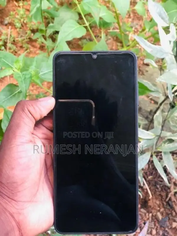 Samsung Galaxy A06 (Used)