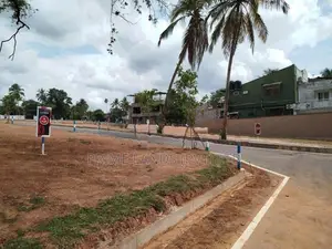 මාලඹේ අරංගල හන්දියට ආසන්නව බිම් කොටස් විකිණීමට