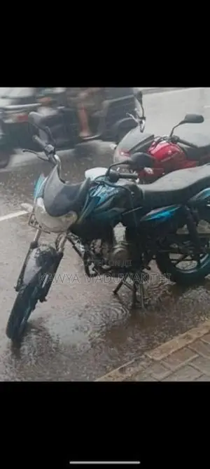 Bajaj Discover 2009