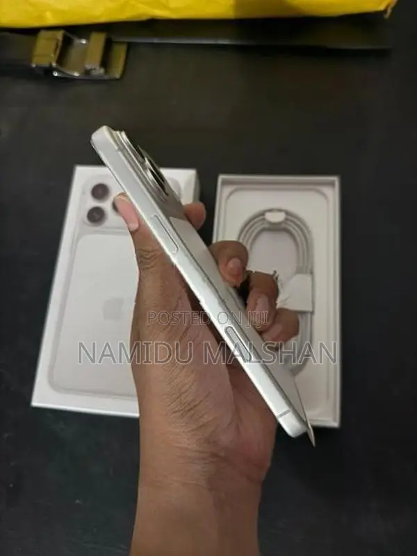 Apple iPhone 17 Pro Max 256GB (Used)