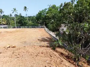 කරාපිටිය බිම කොටස්