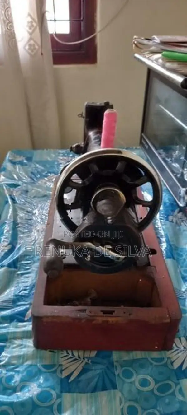 Hand Sewing Machine